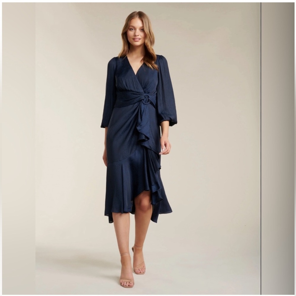 Ever New* Lilian Balloon Sleeve Midi Dress